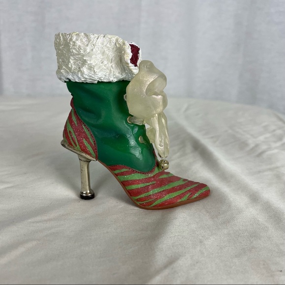 Collection of 4 Antique Just the Right Shoes - Picture 13 of 15